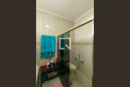 Casa à venda com 420m², 5 quartos e 4 vagas Casa à venda com 420m², 5 quartos e 4 vagasBanheiro da Suíte 1