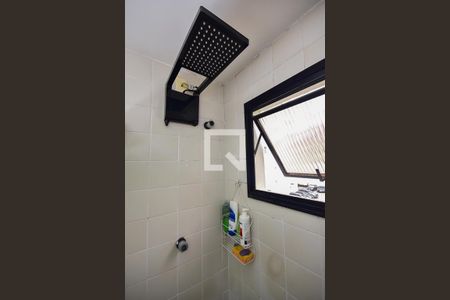 Apartamento à venda com 40m², 1 quarto e 1 vaga Apartamento à venda com 40m², 1 quarto e 1 vagaChuveiro do Banheiro