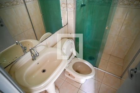 Apartamento à venda com 86m², 4 quartos e 1 vaga Apartamento à venda com 86m², 4 quartos e 1 vagaBanheiro 2