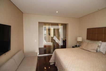 Apartamento à venda com 320m², 4 quartos e 4 vagasQuarto 2 - Suíte