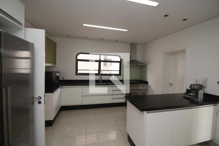 Apartamento à venda com 320m², 4 quartos e 4 vagasCozinha