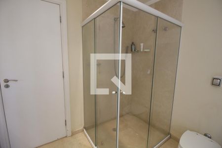 Apartamento à venda com 320m², 4 quartos e 4 vagasBanheiro da Suíte