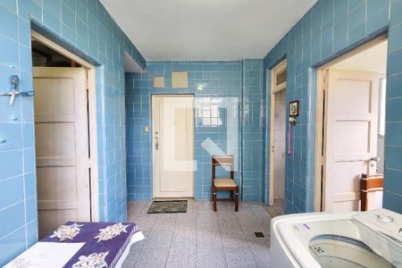 Apartamento à venda com 240m², 3 quartos e 1 vaga Apartamento à venda com 240m², 3 quartos e 1 vagaÁrea de Serviço