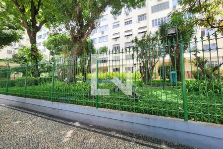 Apartamento à venda com 240m², 3 quartos e 1 vaga Apartamento à venda com 240m², 3 quartos e 1 vagaFachada