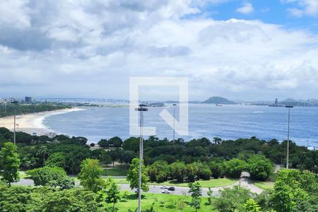 Apartamento à venda com 240m², 3 quartos e 1 vaga Apartamento à venda com 240m², 3 quartos e 1 vagaVista do Quarto