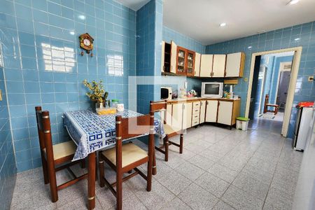 Apartamento à venda com 240m², 3 quartos e 1 vaga Apartamento à venda com 240m², 3 quartos e 1 vagaCozinha