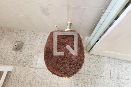 Apartamento à venda com 240m², 3 quartos e 1 vaga Apartamento à venda com 240m², 3 quartos e 1 vagaBanheiro de Serviço