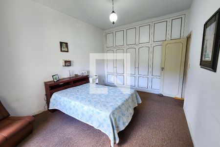 Apartamento à venda com 240m², 3 quartos e 1 vaga Apartamento à venda com 240m², 3 quartos e 1 vagaSuíte