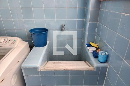 Apartamento à venda com 240m², 3 quartos e 1 vaga Apartamento à venda com 240m², 3 quartos e 1 vagaÁrea de Serviço