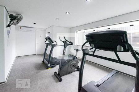 Apartamento à venda com 300m², 3 quartos e 4 vagas Apartamento à venda com 300m², 3 quartos e 4 vagasÁrea comum - Academia