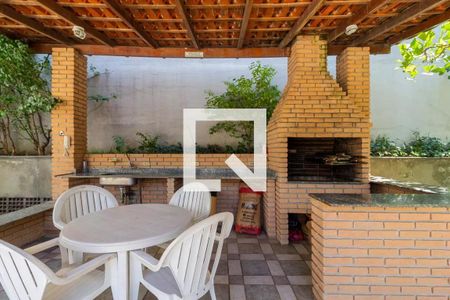 Apartamento à venda com 300m², 3 quartos e 4 vagas Apartamento à venda com 300m², 3 quartos e 4 vagasÁrea comum - Churrasqueira