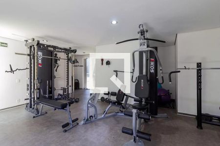 Apartamento à venda com 300m², 3 quartos e 4 vagas Apartamento à venda com 300m², 3 quartos e 4 vagasÁrea comum - Academia