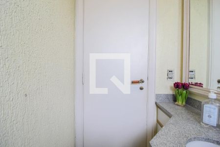 Apartamento à venda com 300m², 3 quartos e 4 vagas Apartamento à venda com 300m², 3 quartos e 4 vagasLavabo