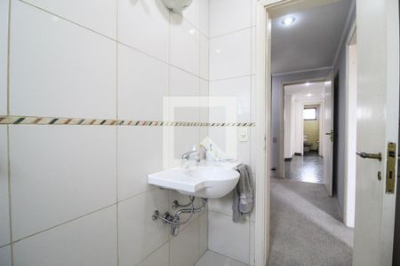 Apartamento à venda com 300m², 3 quartos e 4 vagas Apartamento à venda com 300m², 3 quartos e 4 vagasBanheiro 1