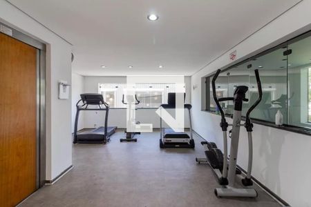 Apartamento à venda com 300m², 3 quartos e 4 vagas Apartamento à venda com 300m², 3 quartos e 4 vagasÁrea comum - Academia