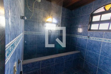 Casa à venda com 200m², 5 quartos e 1 vaga Casa à venda com 200m², 5 quartos e 1 vagaBanheiro da Suíte 1