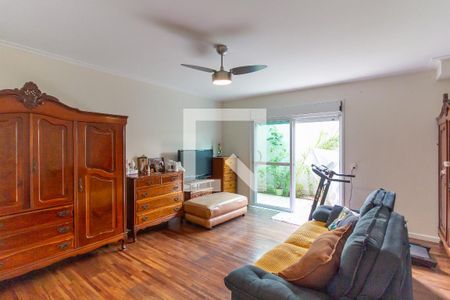 Casa à venda com 413m², 5 quartos e 3 vagas Casa à venda com 413m², 5 quartos e 3 vagasQuarto 1 - Suíte