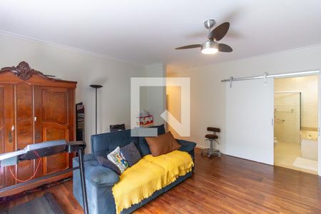 Casa à venda com 413m², 5 quartos e 3 vagas Casa à venda com 413m², 5 quartos e 3 vagasQuarto 1 - Suíte