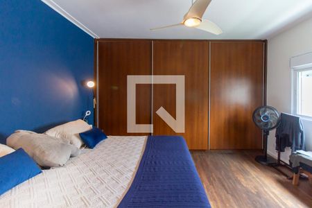 Casa à venda com 413m², 5 quartos e 3 vagas Casa à venda com 413m², 5 quartos e 3 vagasQuarto 4 - Suíte