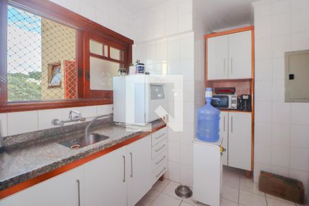 Apartamento à venda com 250m², 4 quartos e 2 vagas Apartamento à venda com 250m², 4 quartos e 2 vagasCozinha e Área de Serviço