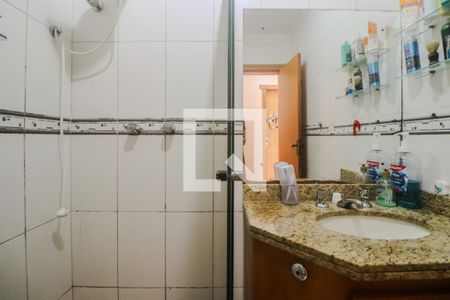 Apartamento à venda com 250m², 4 quartos e 2 vagas Apartamento à venda com 250m², 4 quartos e 2 vagasBanheiro Social