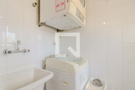 Apartamento à venda com 250m², 4 quartos e 2 vagas Apartamento à venda com 250m², 4 quartos e 2 vagasCozinha e Área de Serviço