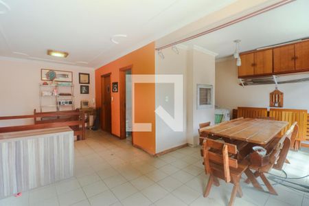 Apartamento à venda com 250m², 4 quartos e 2 vagas Apartamento à venda com 250m², 4 quartos e 2 vagasCobertura