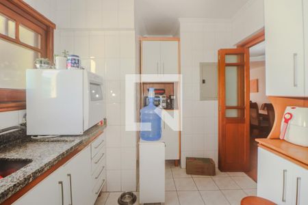 Apartamento à venda com 250m², 4 quartos e 2 vagas Apartamento à venda com 250m², 4 quartos e 2 vagasCozinha e Área de Serviço