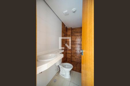 Apartamento à venda com 35m², 2 quartos e sem vaga Apartamento à venda com 35m², 2 quartos e sem vagaBanheiro