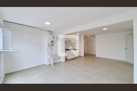Sala/Cozinha/Área de serviço de apartamento para alugar com 3 quartos, 74m² em Barra Funda, São Paulo