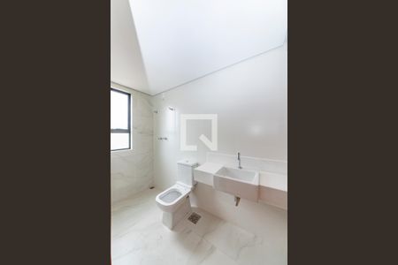 Apartamento à venda com 135m², 4 quartos e 3 vagasBanheiro da Suíte 2