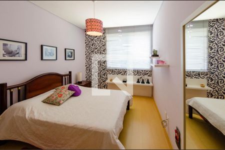 Casa à venda com 450m², 4 quartos e 3 vagasQuarto 2