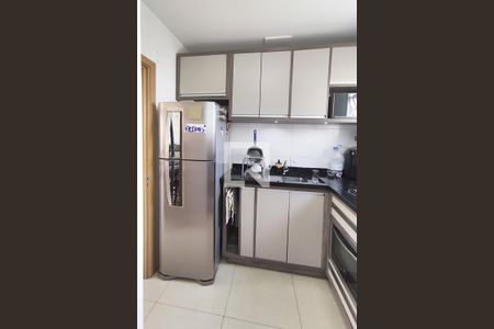Apartamento à venda com 60m², 2 quartos e 1 vaga Apartamento à venda com 60m², 2 quartos e 1 vagaCozinha e Área de Serviço