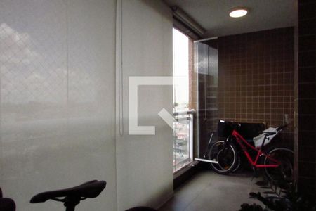 Apartamento para alugar com 233m², 3 quartos e 3 vagasVaranda