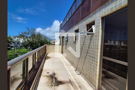 Apartamento à venda com 150m², 3 quartos e 2 vagasVaranda da suite 1 e 3