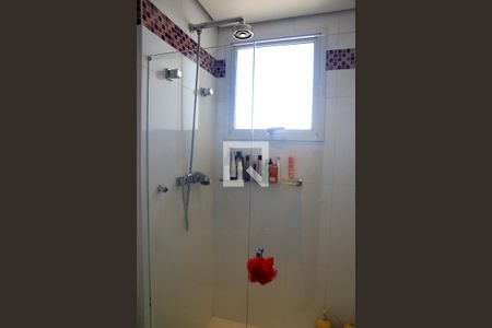 Apartamento à venda com 245m², 4 quartos e 4 vagas Apartamento à venda com 245m², 4 quartos e 4 vagasBanheiro da Suíte 1
