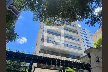 Apartamento à venda com 245m², 4 quartos e 4 vagasFachada