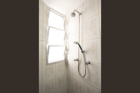 Apartamento à venda com 85m², 2 quartos e sem vaga Apartamento à venda com 85m², 2 quartos e sem vagaBanheiro da Suíte