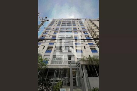Apartamento à venda com 85m², 2 quartos e sem vaga Apartamento à venda com 85m², 2 quartos e sem vagaFachada
