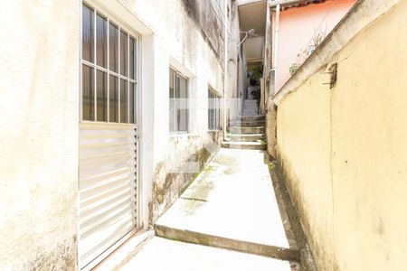 Casa à venda com 60m², 1 quarto e sem vaga Casa à venda com 60m², 1 quarto e sem vagaEntrada