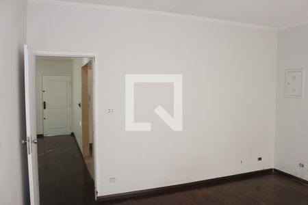 Casa à venda com 360m², 3 quartos e 6 vagasSala de TV