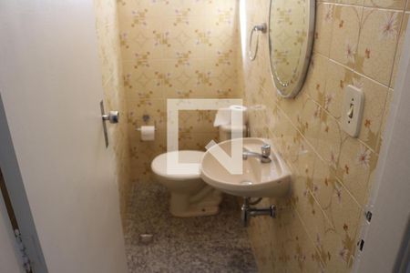 Casa à venda com 360m², 3 quartos e 6 vagasLavabo