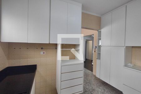 Casa à venda com 360m², 3 quartos e 6 vagasCozinha