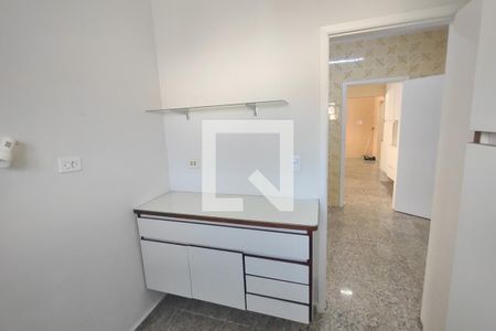 Casa à venda com 360m², 3 quartos e 6 vagasÁrea de Serviço