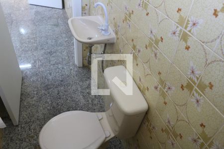 Casa à venda com 360m², 3 quartos e 6 vagasBanheiro 1