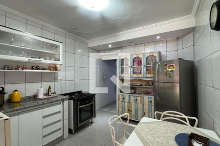 Casa à venda com 180m², 3 quartos e 2 vagasCozinha