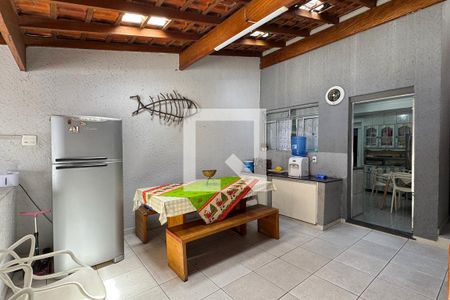 Casa à venda com 180m², 3 quartos e 2 vagasCozinha