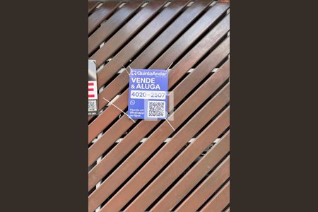 Casa à venda com 180m², 3 quartos e 2 vagasplaquinha