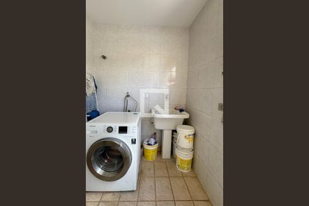 Casa de condomínio à venda com 360m², 4 quartos e 4 vagasÁrea de Serviço