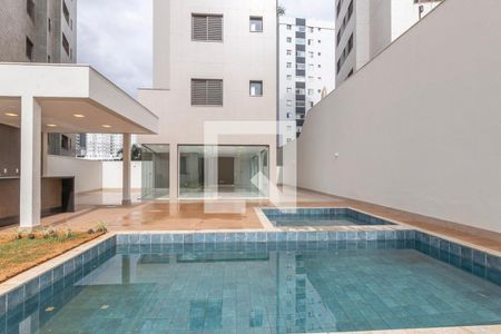 Apartamento à venda com 66m², 2 quartos e 2 vagas Apartamento à venda com 66m², 2 quartos e 2 vagasÁrea comum - Piscina